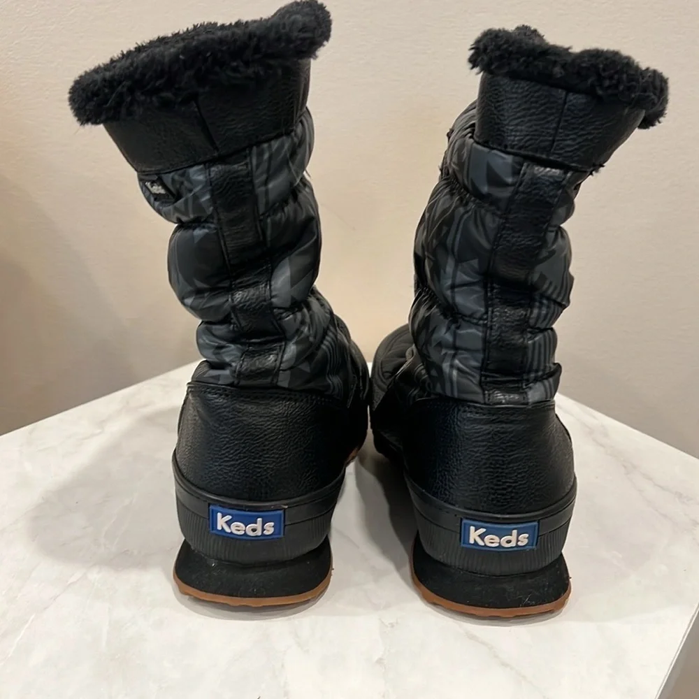 Keds stay warm
